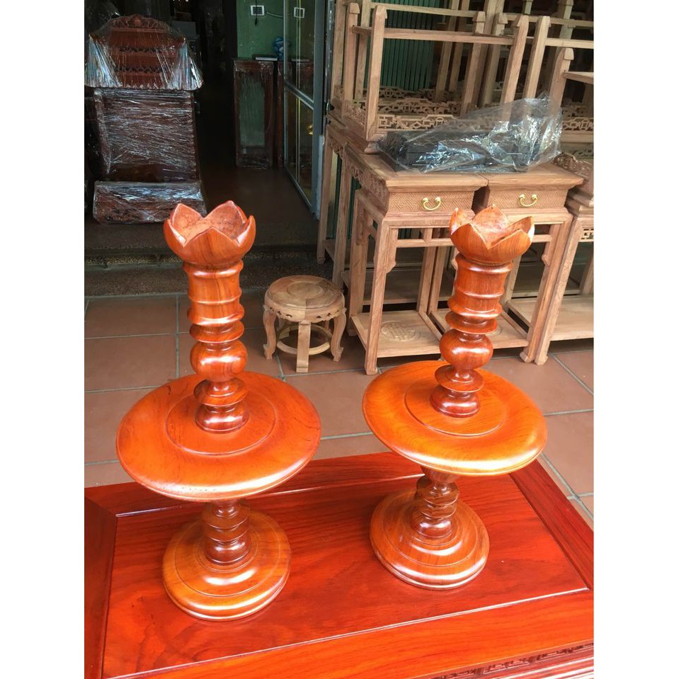 Cặp nến thờ gỗ hương (cao 45cm)