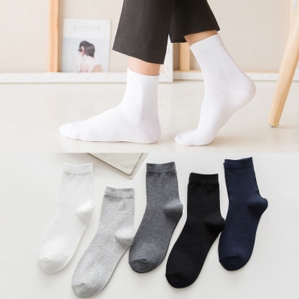 Vớ Thể Thao Màu Sắc Đơn Giản Dễ Phối Đồ Cho Nam