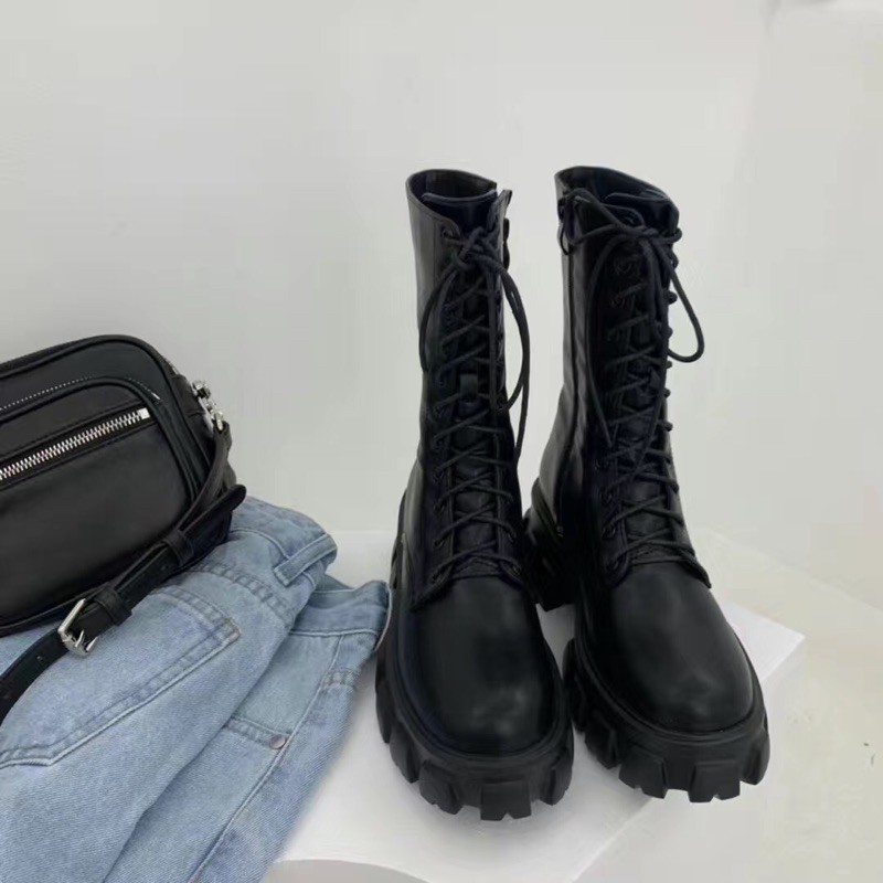 [ORDER] Boots nâng đế 5cm thân boots dài 20cm | Có hai màu Trắng/Đen