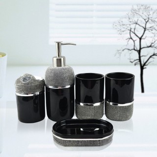 Set 5 món nhà tắm sang chảnh 05