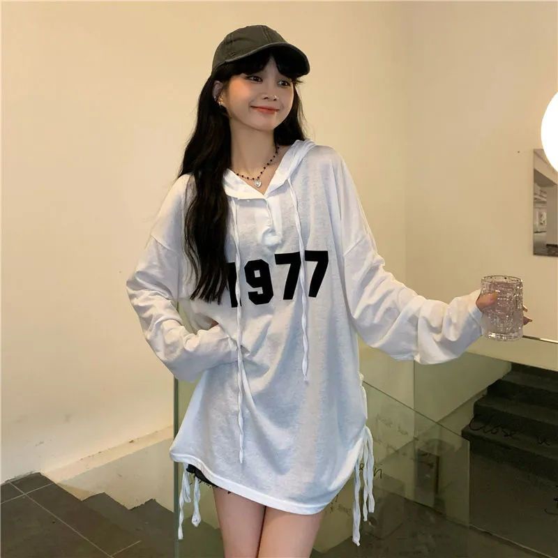Jiashucheng Áo Thun Tay Dài Chống Nắng Mỏng Có Nón Dáng Rộng In Chữ Phong Cách Lười Mùa Hè Cho Nữ
