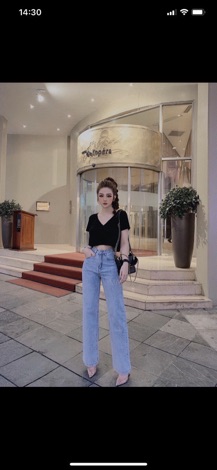 Áo phông cổ tim croptop