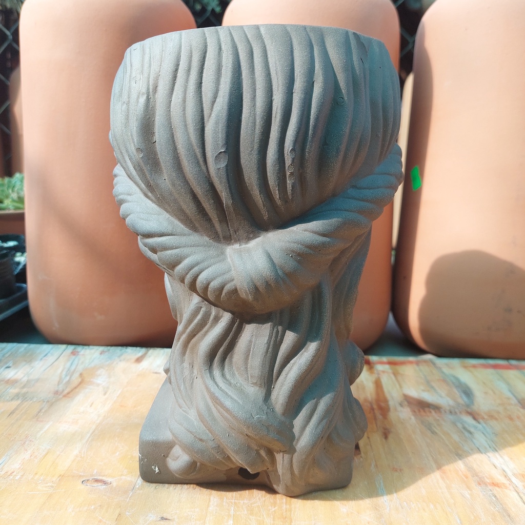 Chậu đất nung, Chậu sen đá - Chàng trai Venus lớn, miệng chậu 14cm, chiều cao 22cm