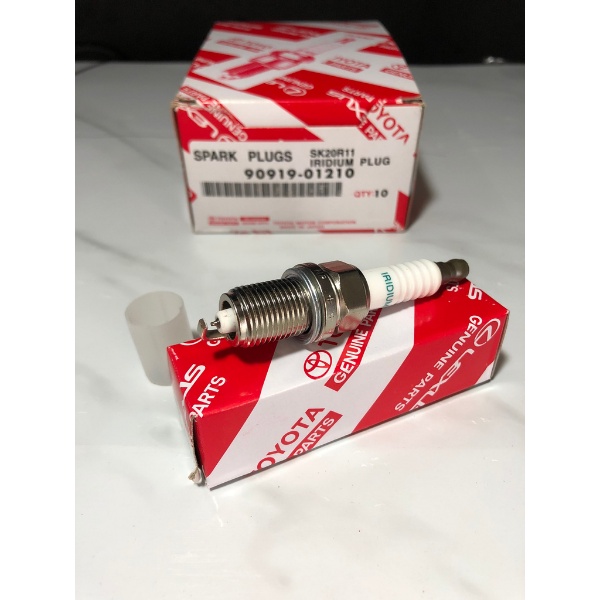 Bộ 4 Bugi Toyota Vios Camry Yaris AlTis 2002-2016 ren 14 ngắn kim 90919-01210 ]