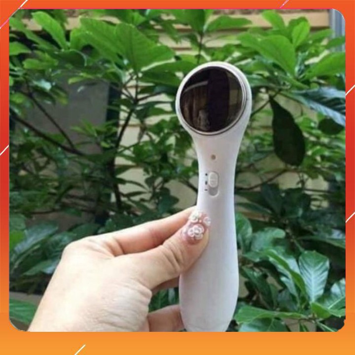 Máy Massage Ion nâng cơ đưa dưỡng dưỡng chất vào da