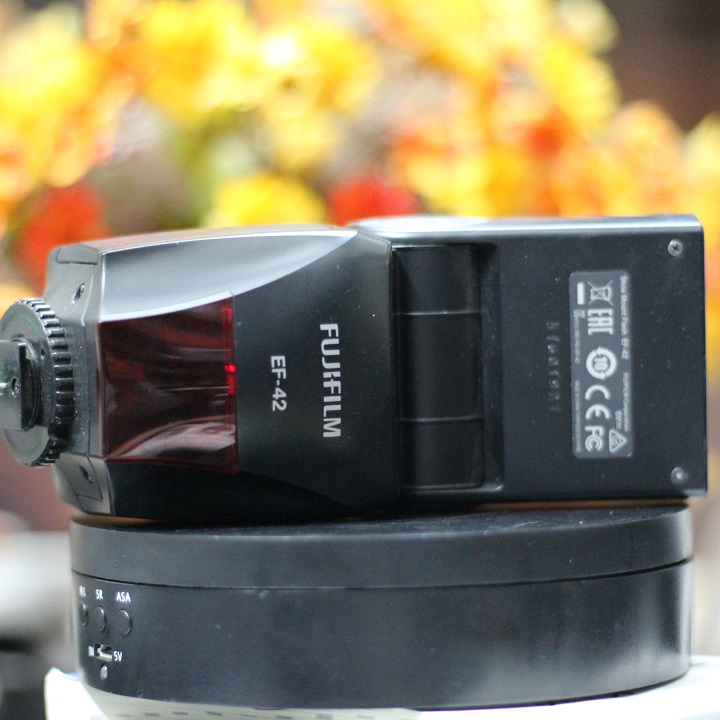 Đèn flash EF42 Fujifilm