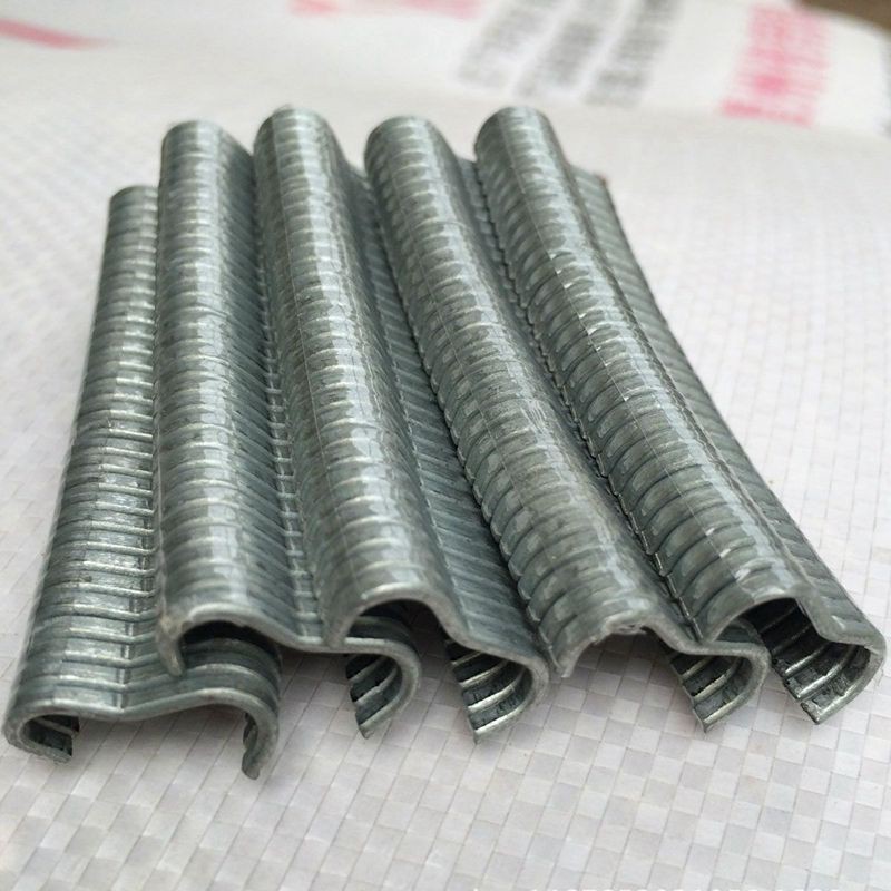 Bộ kìm bấm và 600 kẹp chữ M chuyên dụng làm lồng gà