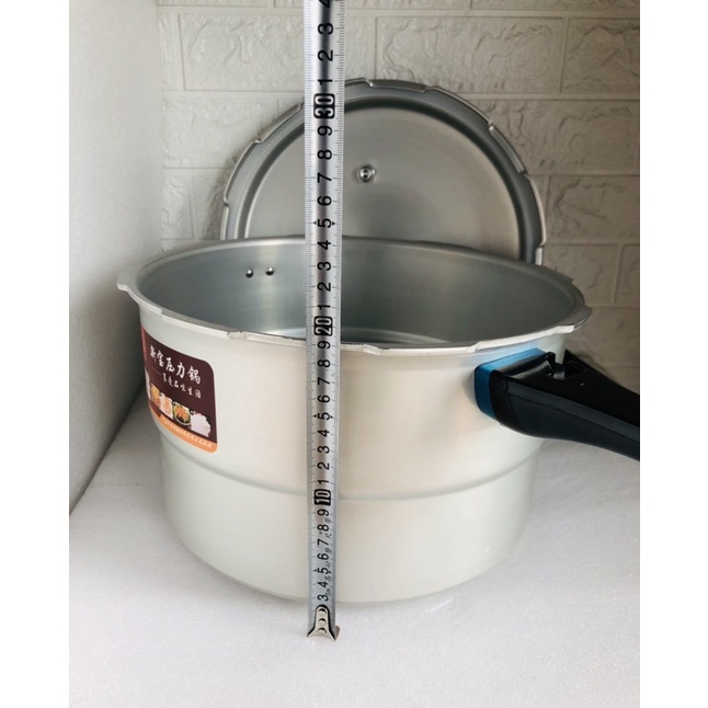 Nồi áp suất gas 30cm 32 cm XinBao