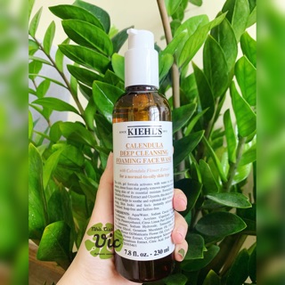 Sữa rửa mặt Kiehl’s hoa cúc Calendula Deep Cleansing Foaming Face Wash