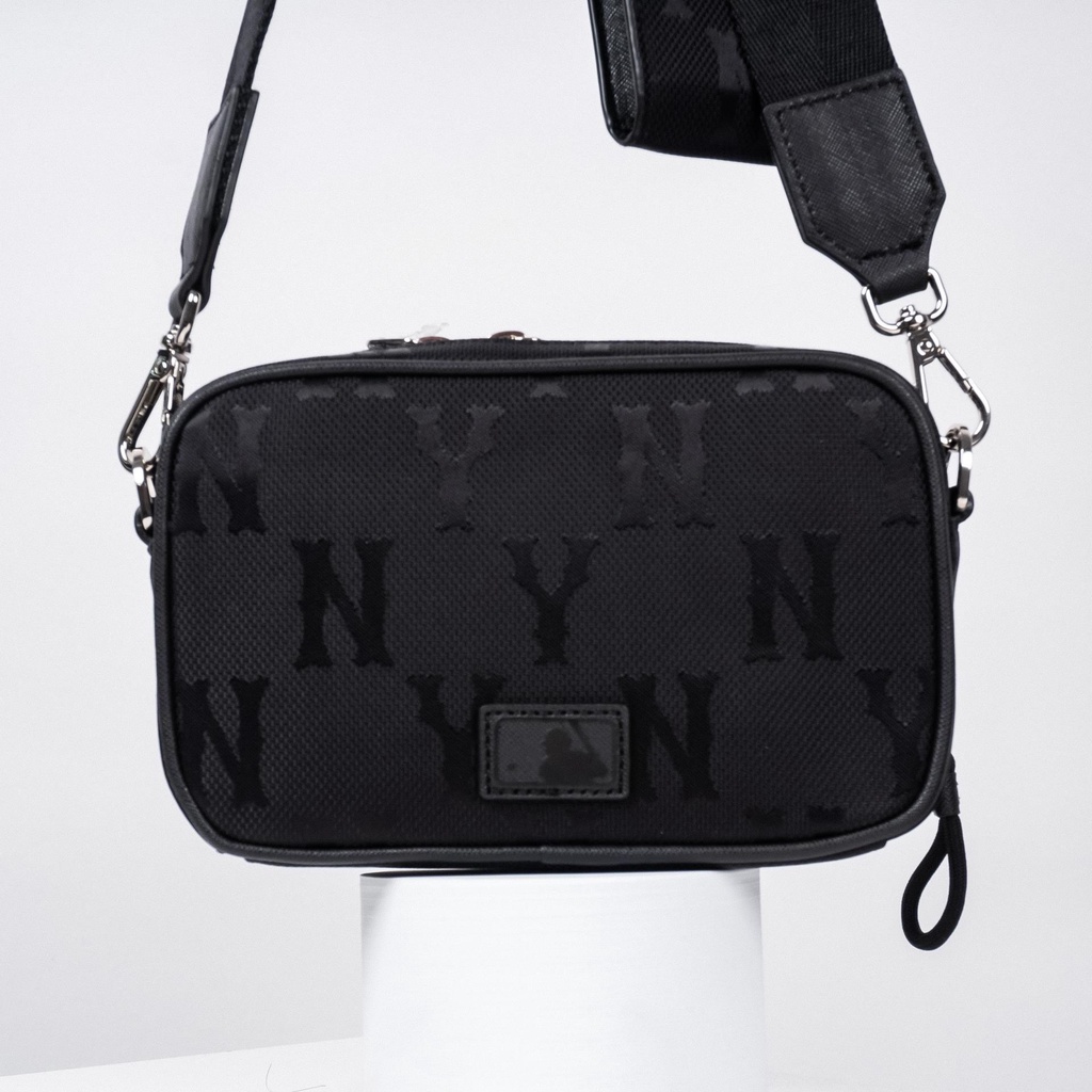 ✅  Túi MLB Monogram Nylon Jacquard Mini Crossbody Bag New York Yankees Black