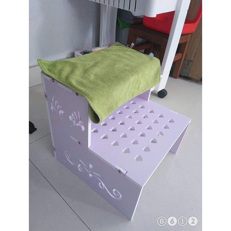 kệ để chân