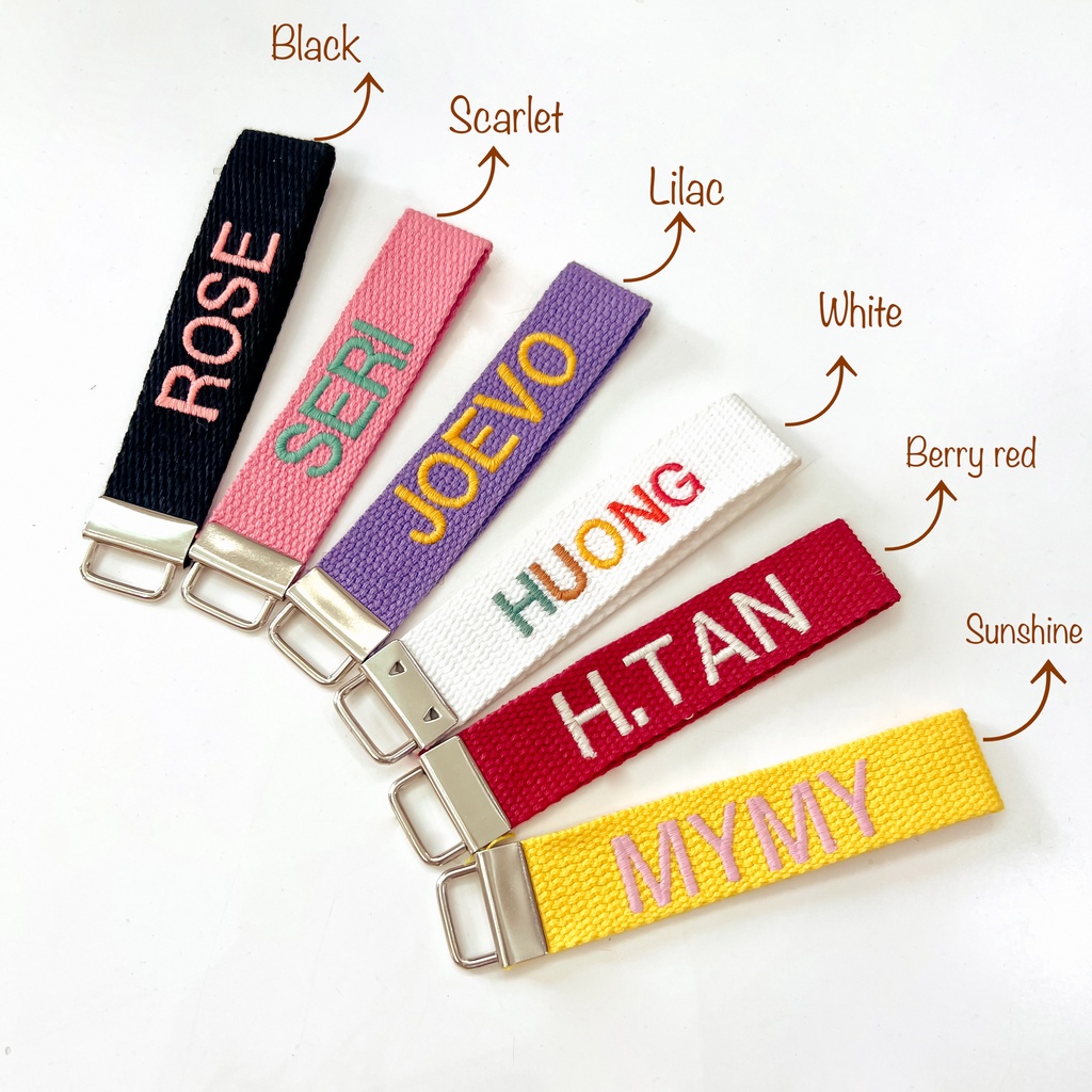 Móc khóa thêu tên tặng quà sinh nhật, giáng sinh, quà tặng ý nghĩa