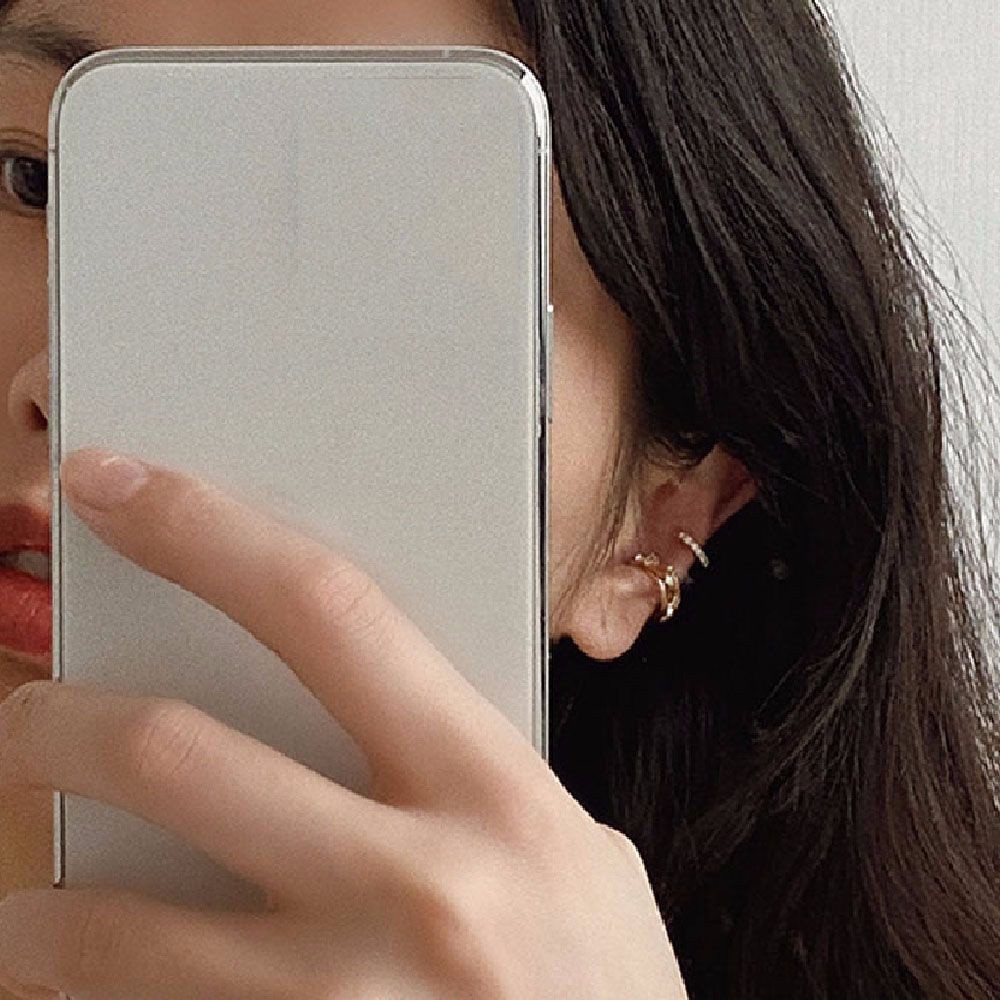 Bộ 2 Khuyên Kẹp Vành Tai Bằng Hợp Kim Đính Đá Nhiều Màu Thanh Lịch Cho Nữ 2021