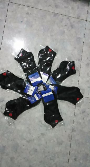 1 đôi vớ nữ siêu đáng yêu có 3 màu trắng, đen và xám