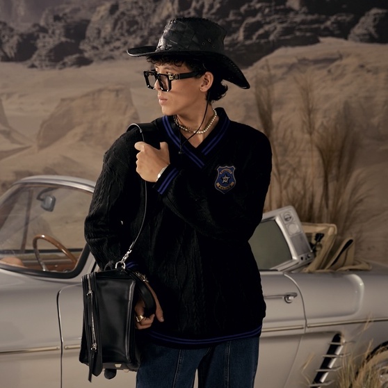 BLANKESPACE Áo Sweater Len Tay Dài Thomb Sweater Vải Dệt Tặng Phụ Kiện Gài Tháo Rời Thời Trang Nam Nữ Unisex