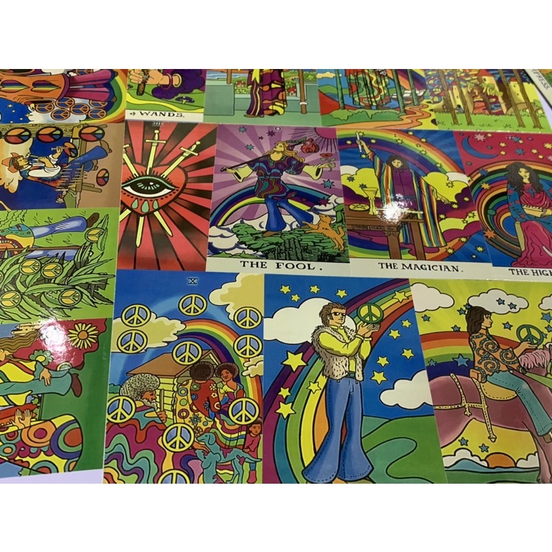 Bộ bài Groovy Tarot size chuẩn 12 x 7 cm