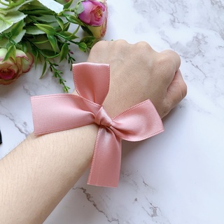 Cột tóc nơ nhỏ phong cách Loli đơn giản