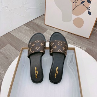 Dép lê lv basic hoạ tiết lv sang chảnh