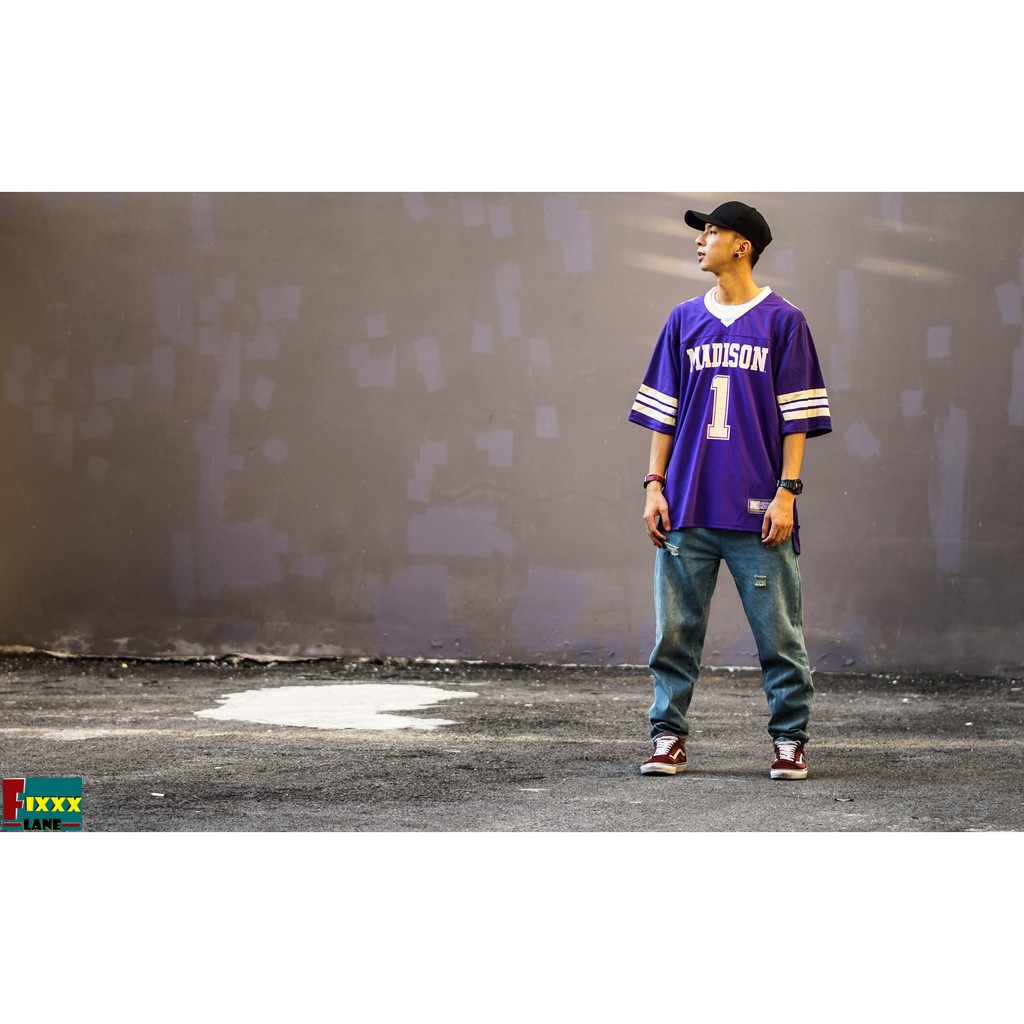 ÁO THỂ THAO MỸ MADISON DUKES 1