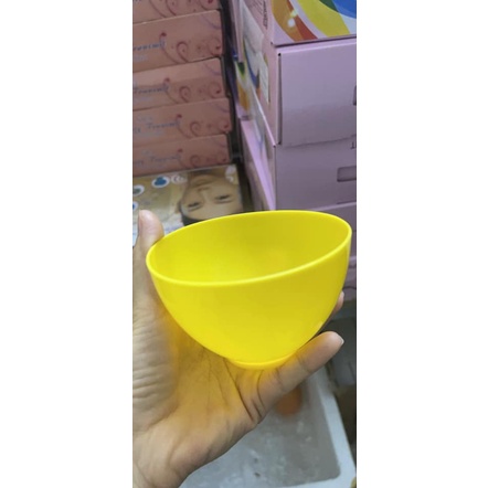 Bát nhựa dẻo đắp mặt nạ làm đẹp