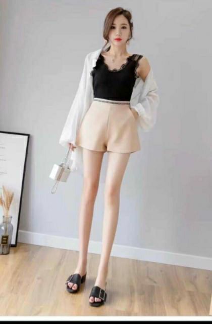 QUẦN SHORTS VIỀN NHŨ MÃ 045