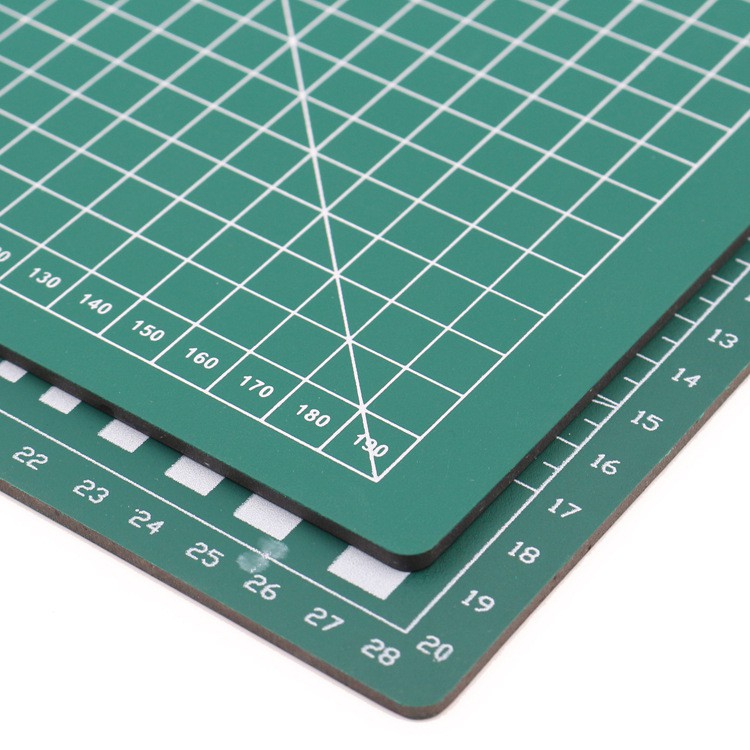 Tấm lót cắt giấy bảng kê Cutting Mat A4 22*30cm, thớt cắt giấy Kirigami khổ A4