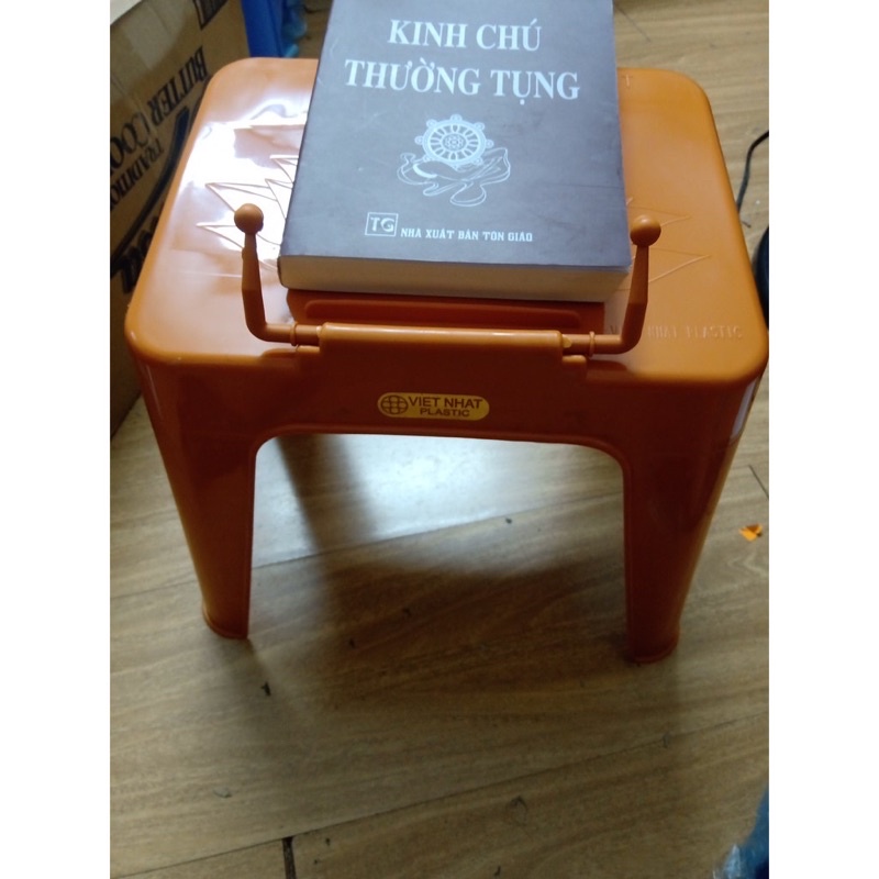 Kệ kinh, bàn niệm phật