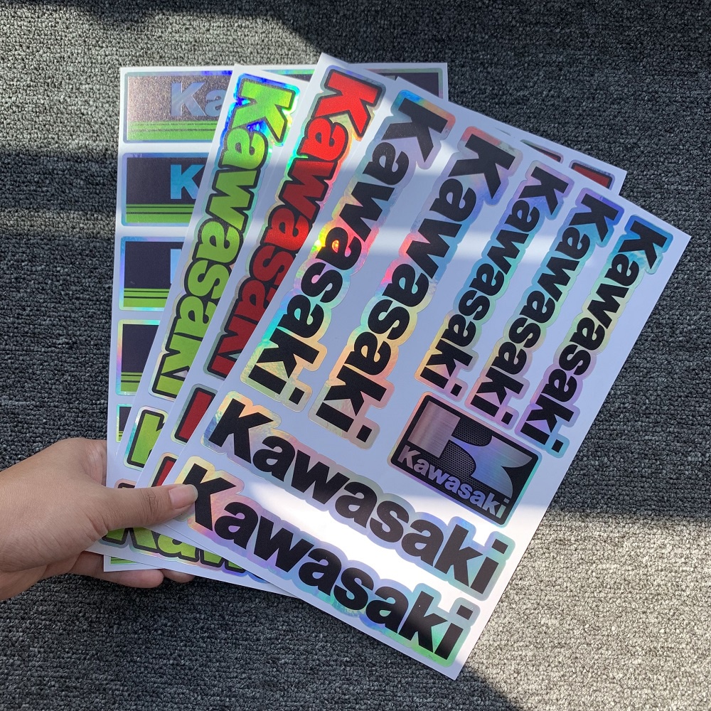 Miếng dán logo KAWASAKI phản quang trang trí mũ bảo hiểm