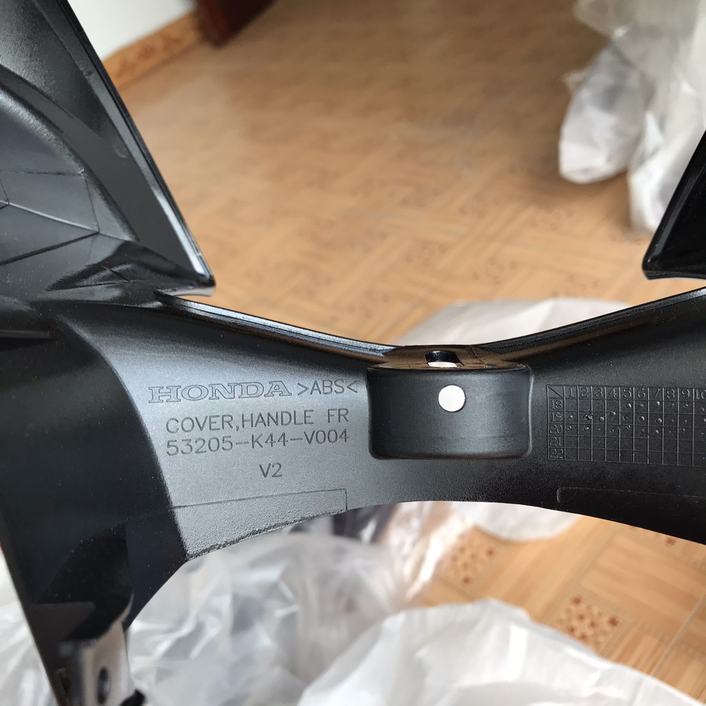 Bộ nắp trước tay lái | Bộ ốp đầu xe Vision mới (2015 - 2019)  chính hãng Honda 53200-k44-v00