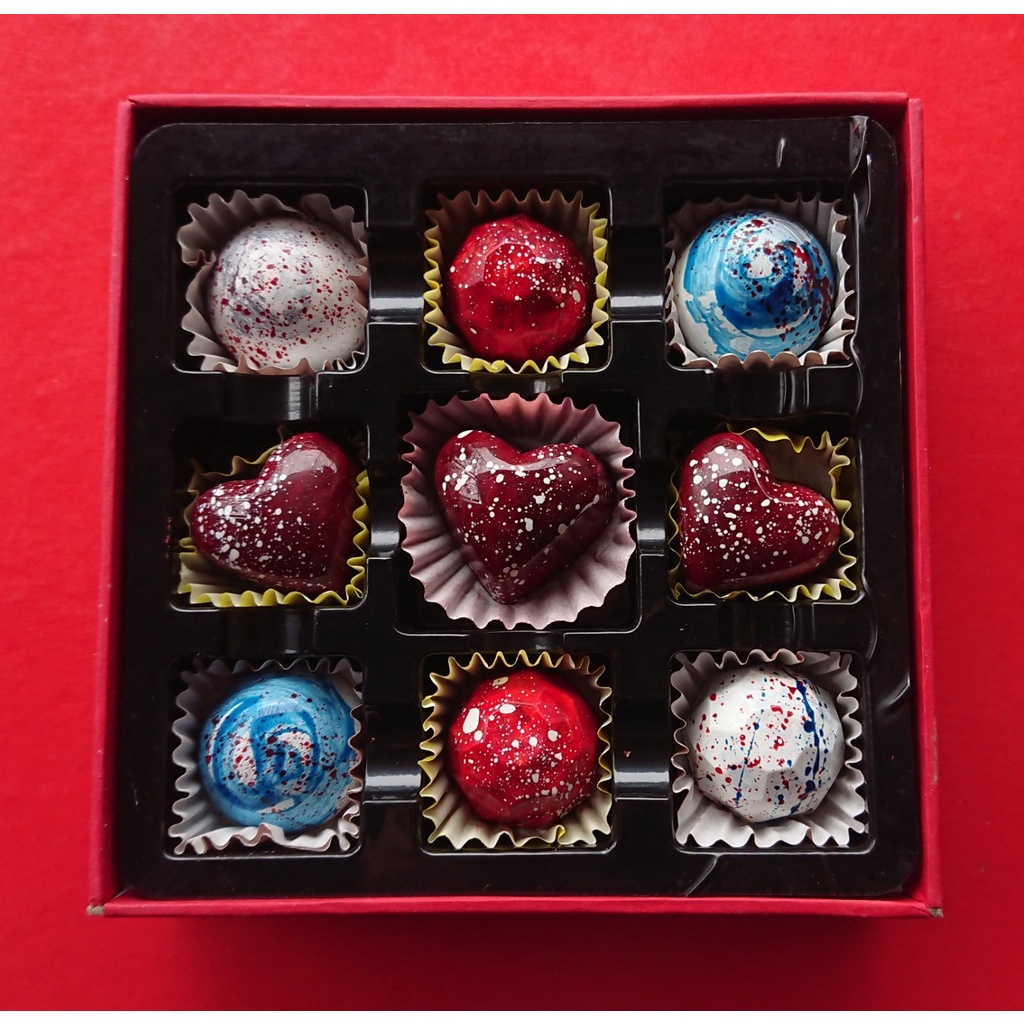 QUÀ TẶNG - Socola Valentine 2022 tình yêu vũ trụ - Chocolate bonbon