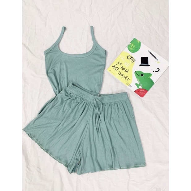 Đồ bộ ngủ 2 dây chất tăm mát  thun tăm lạnh kiểu dáng sexy  freesize