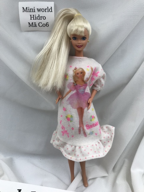 Búp bê Barbie chính hãng. Mã Barbie Co6