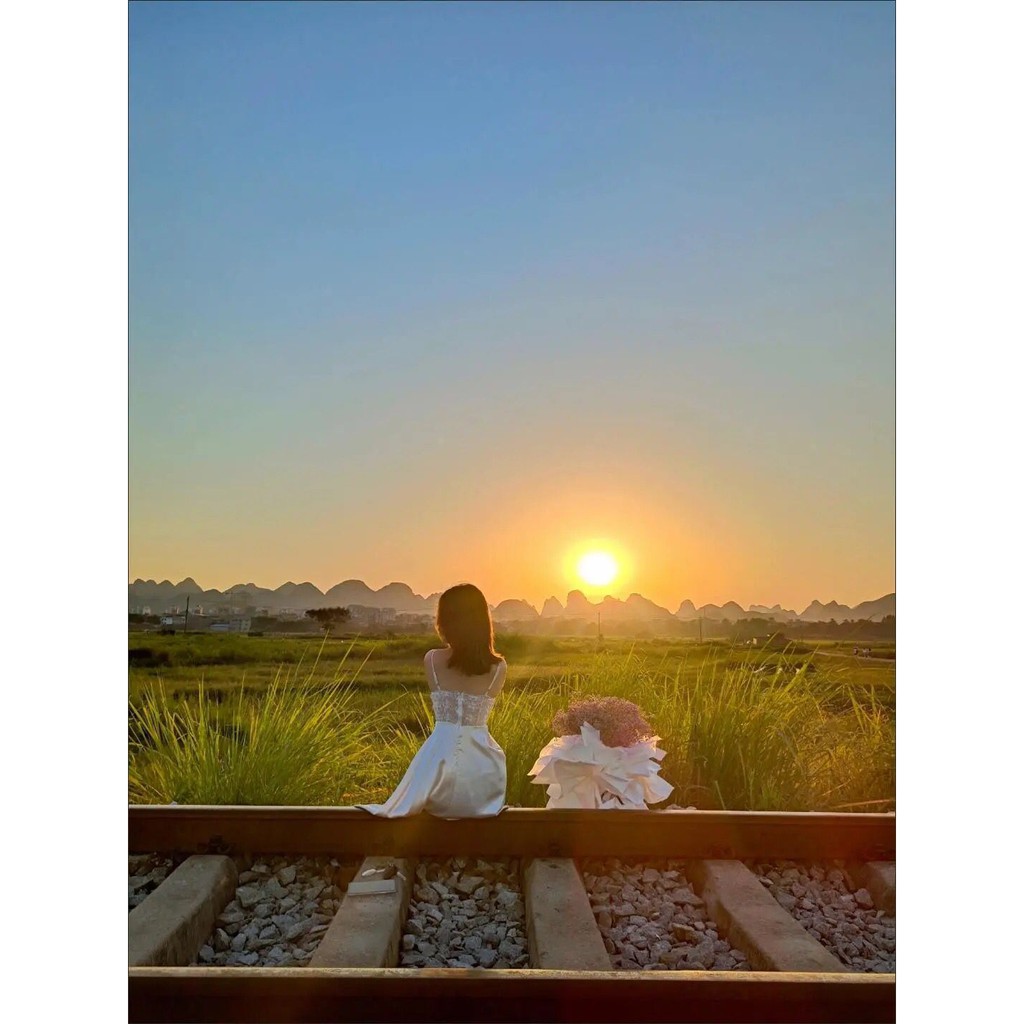 Đầm Nữ Không Tay Kiểu Dáng Retro Thời Trang Quyến Rũ | BigBuy360 - bigbuy360.vn