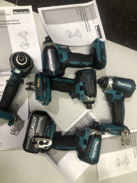 Máy vặn vít makita xdt 13