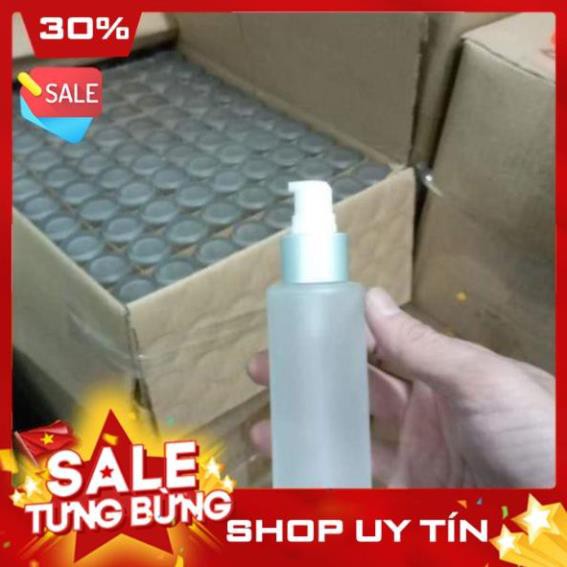 Combo 50 chai thủy tinh trắng đục 80 ml, đầu bóp vòi trắng bạc, giá 600.000 đồng, dùng để đựng mỹ phẩm ở các spa.