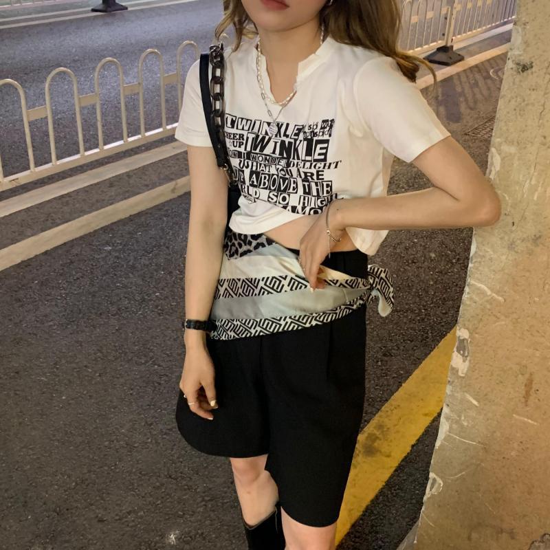 Áo Croptop Tay Ngắn Cổ Chữ V Dáng Ôm In Chữ Thời Trang Cho Nữ