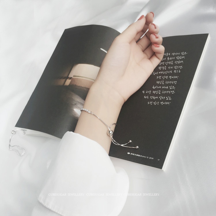 Vòng đeo tay dạng chuỗi dây màu vàng/ bạc thời trang tinh tế cho nữ