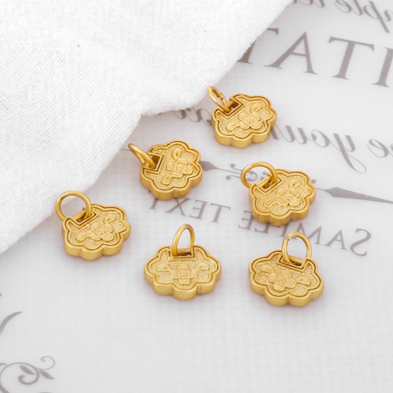 Thẻ Tag Vàng 18k 9 * 10mm Nhỏ Xinh Tự Trang Trí Trang Sức