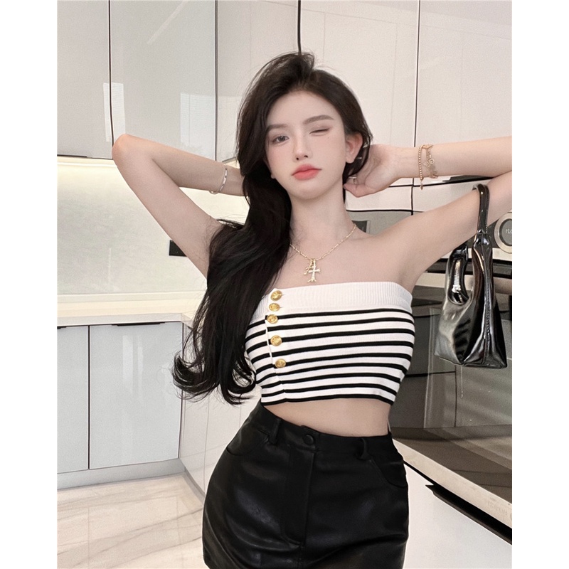 Cocory vn Áo Croptop Trễ Vai Hoạ Tiết Kẻ Sọc Phối Nút Thiết Kế Quyến Rũ