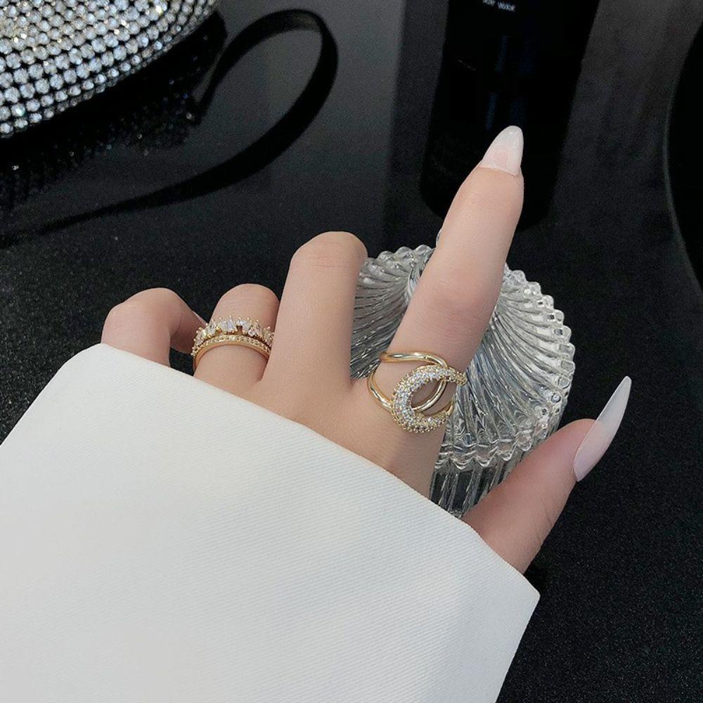 Nhẫn Xoắn Kiểu Cách SOMEDAYZL|Bông Tai Đính Đá Phong Cách Hàn Quốc Sang Trọng