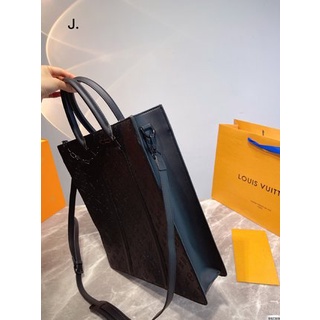 LOUIS VUITTON Túi Đeo Vai Thể Thao In Logo LV Sang Trọng Thời Trang Cho Nữ