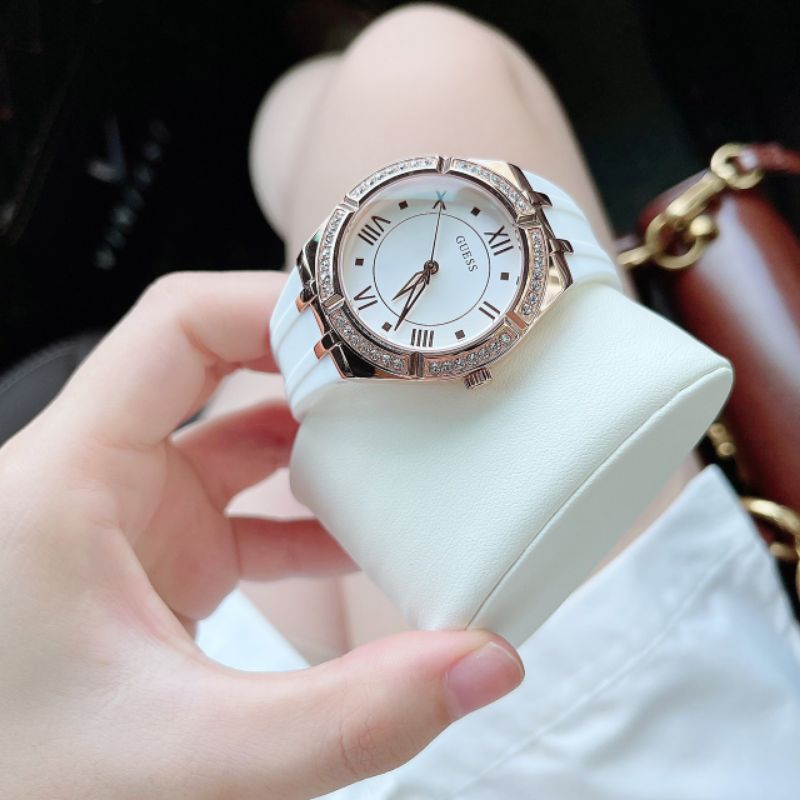 Đồng hồ nữ Guess trắng 36mm siêu đẹp