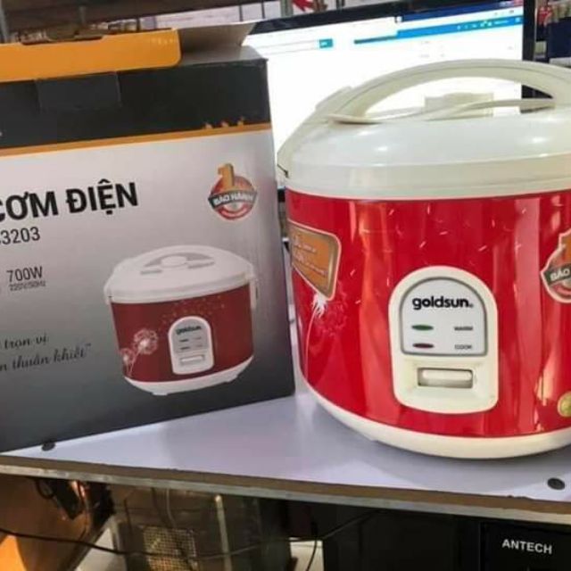 Nồi cơm điện Goldsun 1,8l