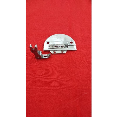 Mặt nguyệt dương chuyên mí cổ áo sơ mi