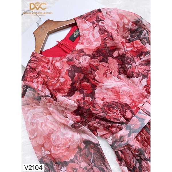 V2104 váy voan hoa dài tay màu đỏ