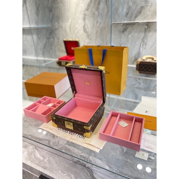 Hộp đựng trang sức cao cấp Louis Vuitton LV hàng vip 1-1 mẫu mới