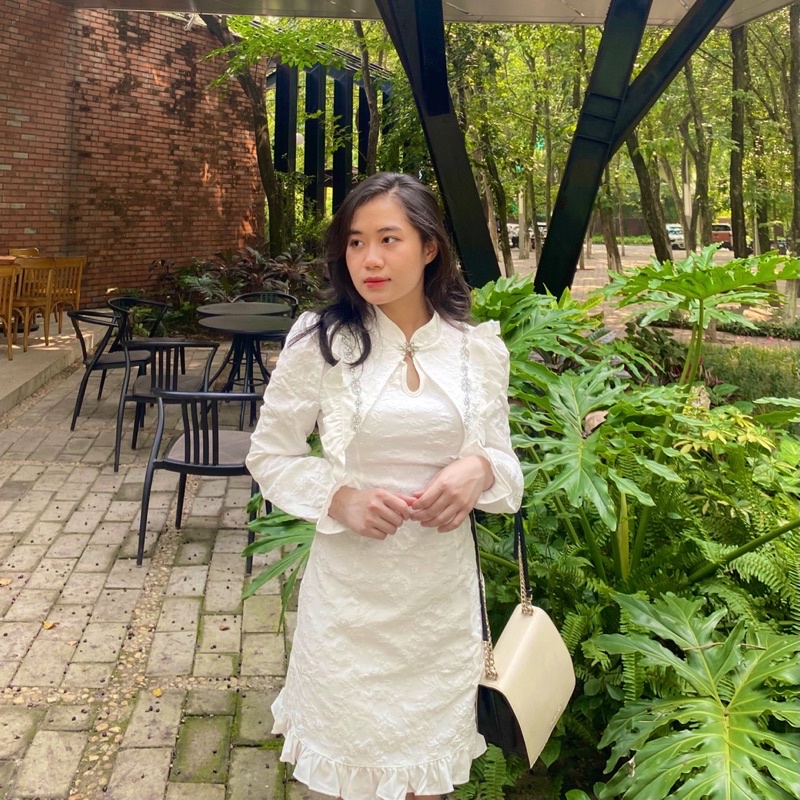 Váy gấm sườn xám Taffy dài tay tiểu thư Souris By G