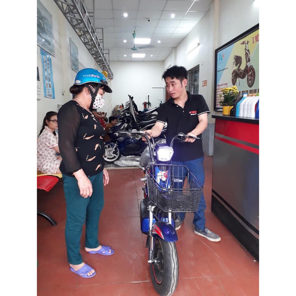 Giỏ sắt giỏ nhựa có nắp xe đạp điện,xe máy điện có lưới có nắp lắp cho xe cub, 133s.....