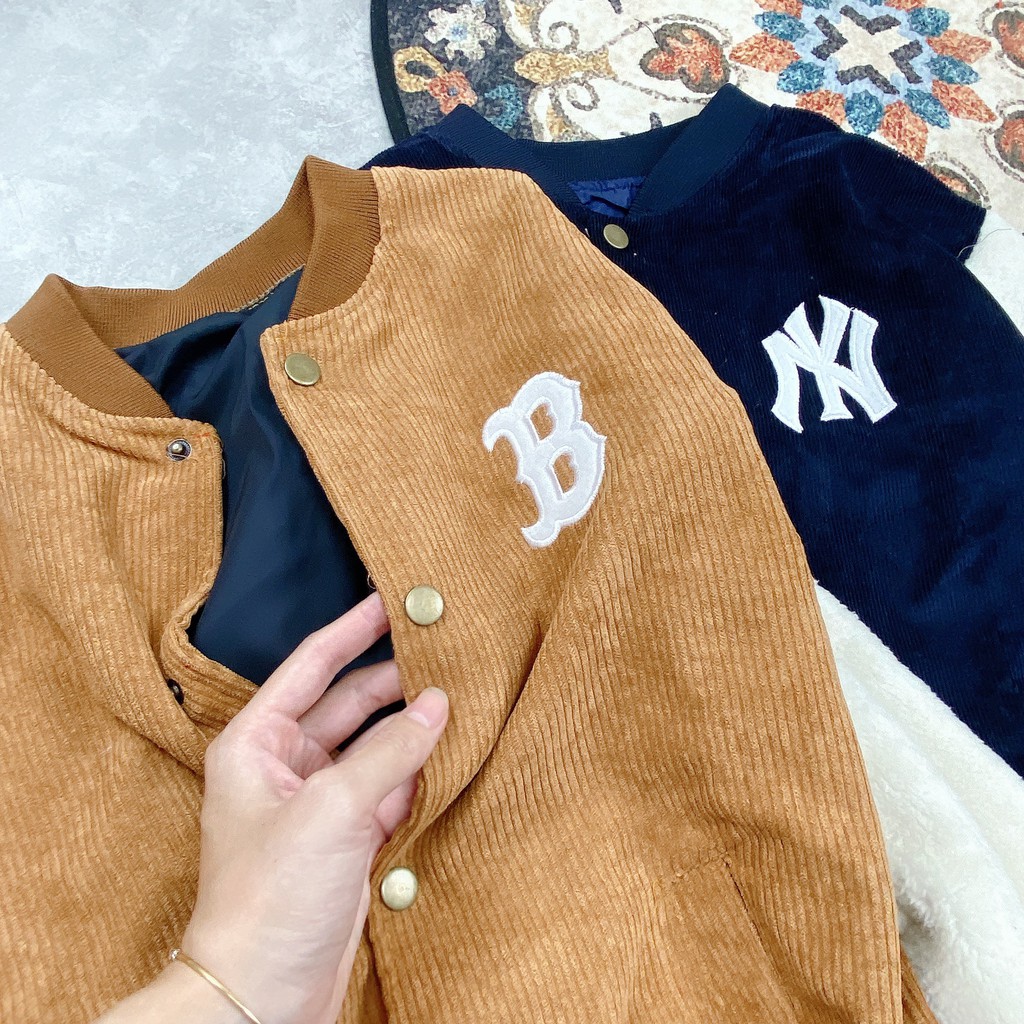 Áo Khoác Bomber Nhung Phối Lông Thêu Chữ | BigBuy360 - bigbuy360.vn