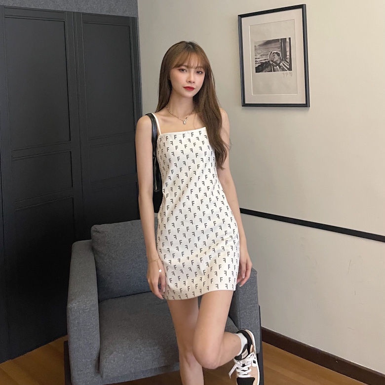 Đầm Hai Dây Ôm Dáng In Chữ Thời Trang Quyến Rũ Cho Nữ